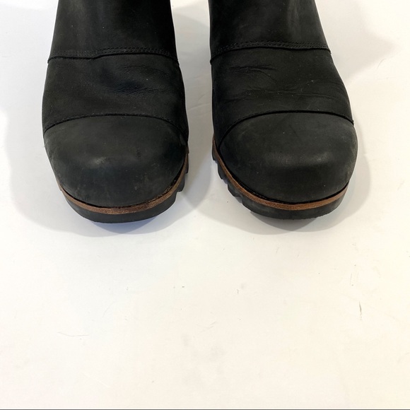 Sorel Addington Chelsea Waterproof Ankle Boots - Picture 6 of 9